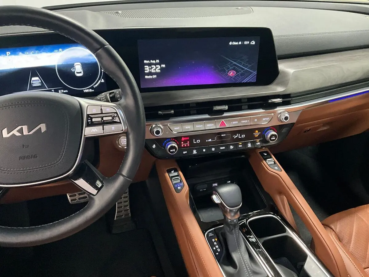 2024 Kia Telluride X-Line photo 3