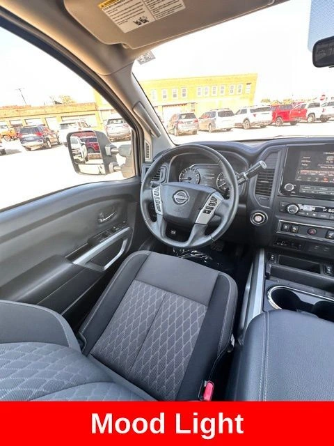 2024 Nissan Titan SV - Photo 27