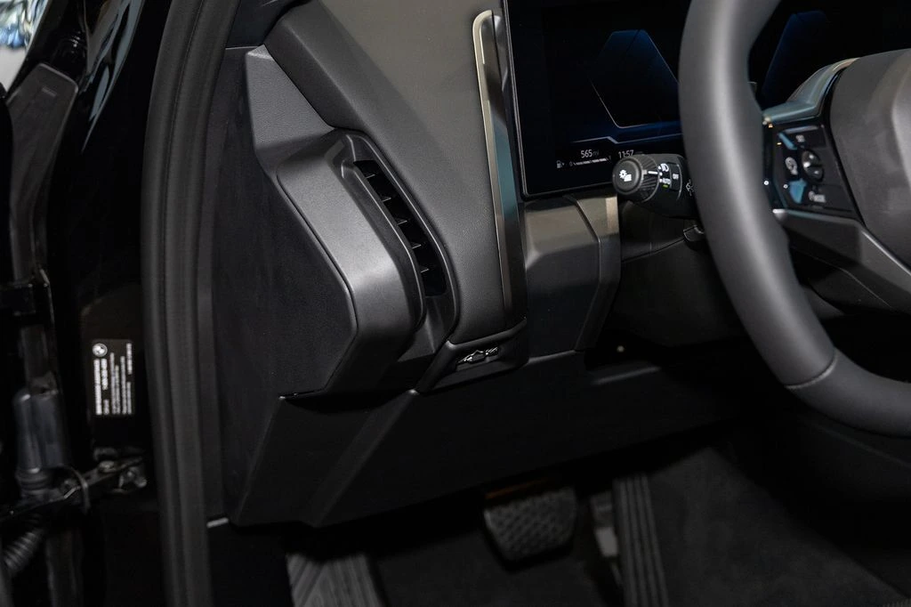 2026 BMW X3 30 - Photo 20