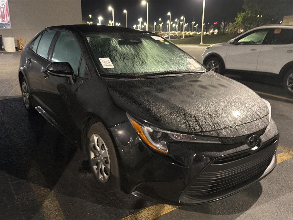 2025 Toyota Corolla LE