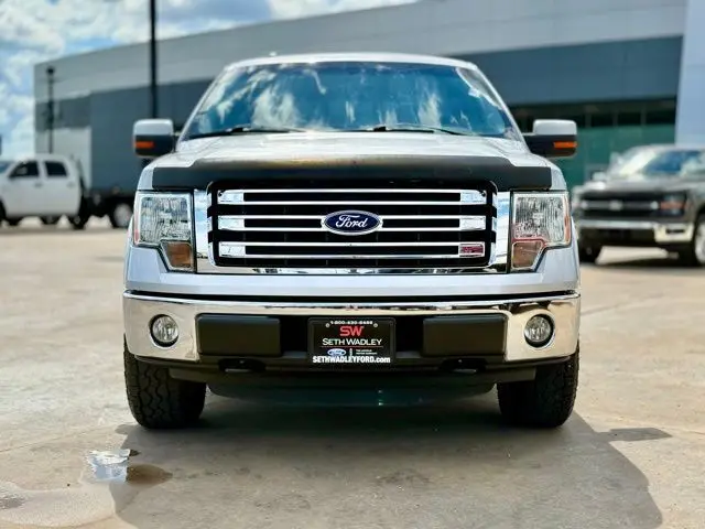 2013 Ford F-150 Lariat photo 2