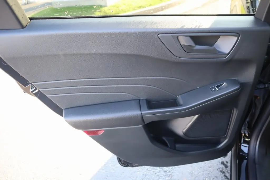 2026 Ford Escape Active photo 16