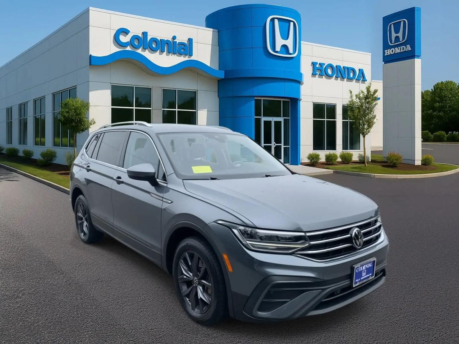 2023 Volkswagen Tiguan SE photo 5