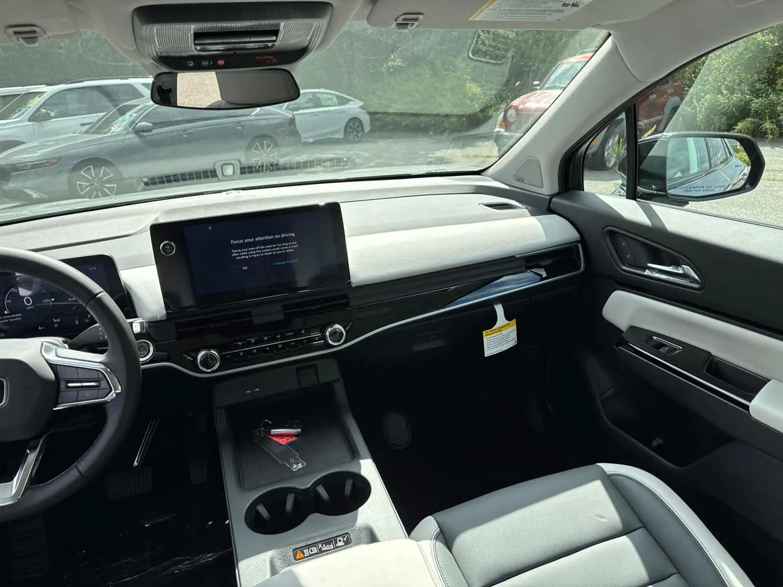 2025 Honda Prologue Touring photo 31