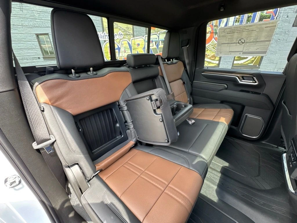 2026 Chevrolet Silverado 3500 HD High Country - Photo 10