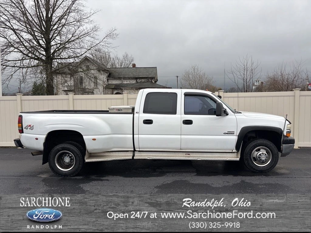 2002 Chevrolet Silverado 3500 LS