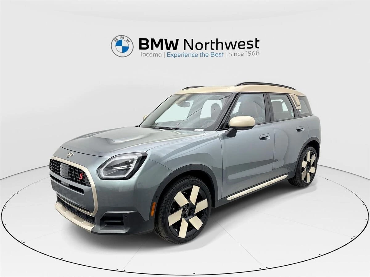 2025 MINI Countryman S ALL4's photo