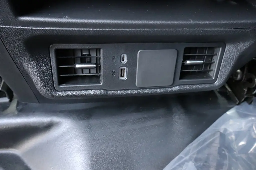 2025 Chevrolet Silverado 2500HD Work Truck Trail Boss photo 17
