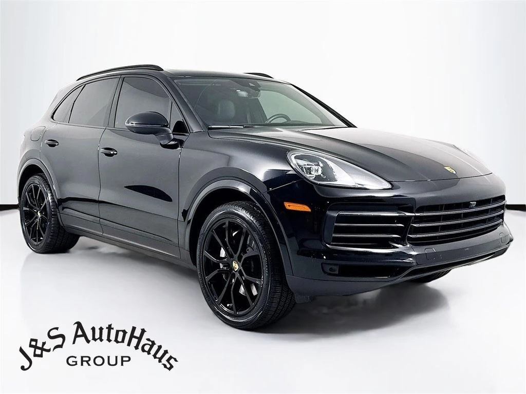 2023 Porsche Cayenne Base