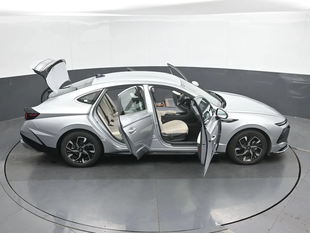 2025 Hyundai Sonata SEL - Photo 50