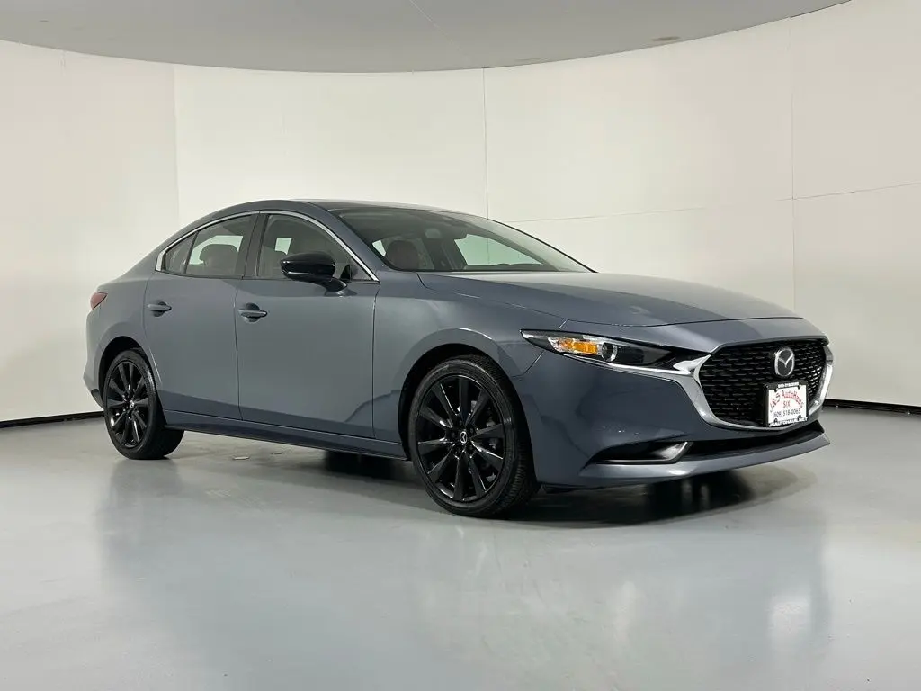 2023 Mazda Mazda3 Carbon Edition