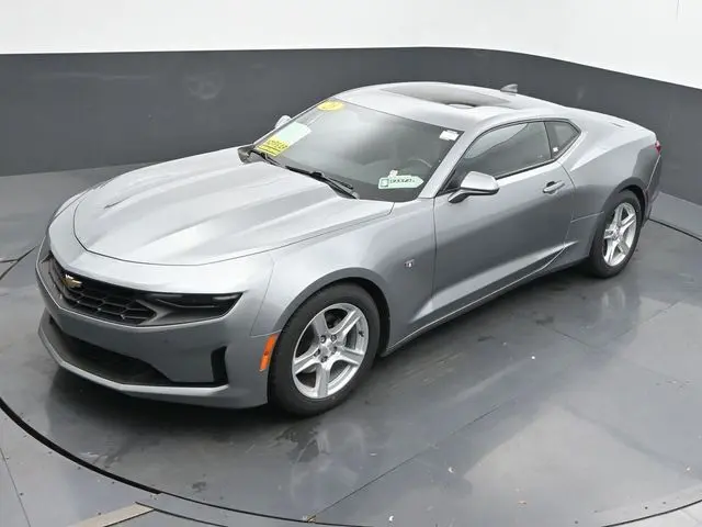 2023 Chevrolet Camaro 1LT photo 28