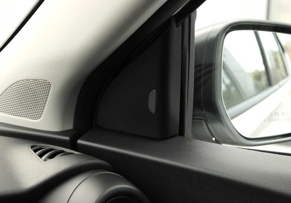 2025 Nissan KICKS PLAY Base - Photo 35