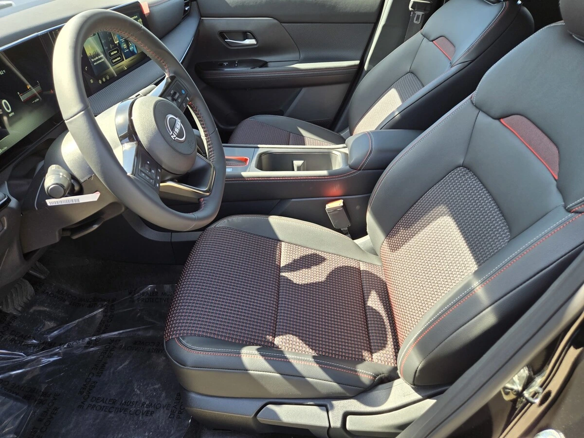2026 Nissan KICKS SR AWD - Photo 9