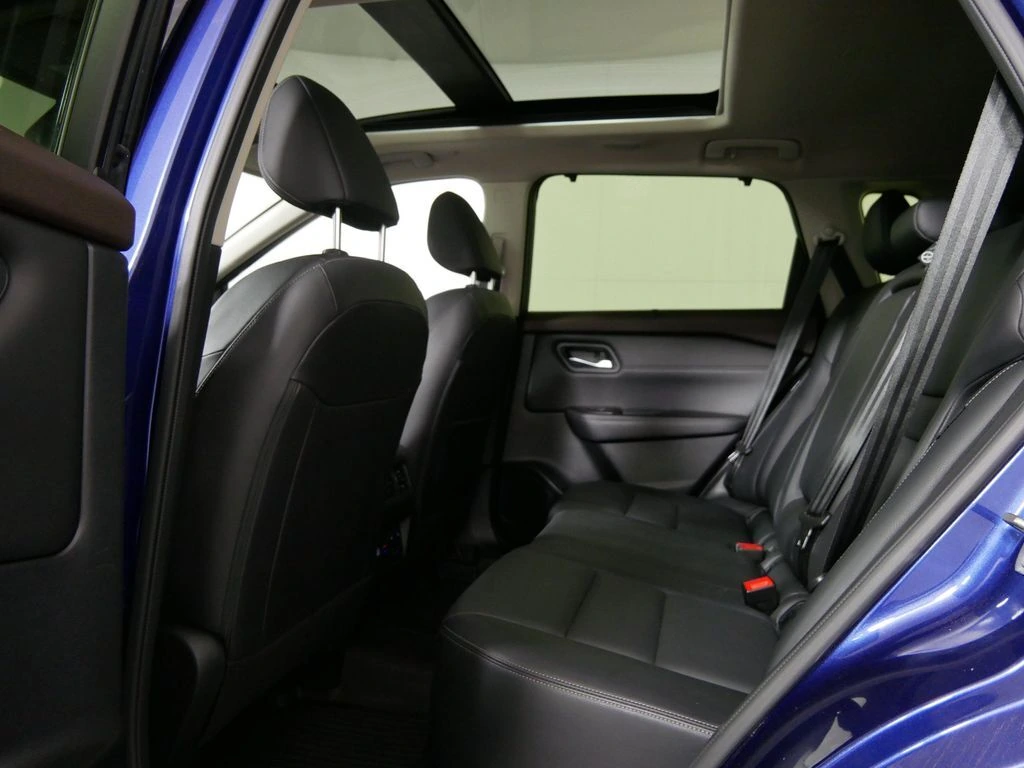 2023 Nissan Rogue SL - Photo 18
