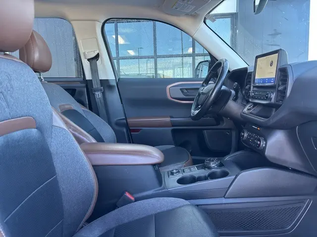 2021 Ford Bronco Sport Outer Banks photo 9