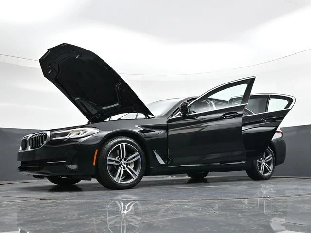 2022 BMW 5 Series 530i - Photo 41