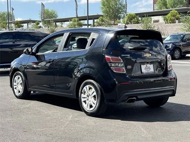 2020 Chevrolet Sonic LT photo 3