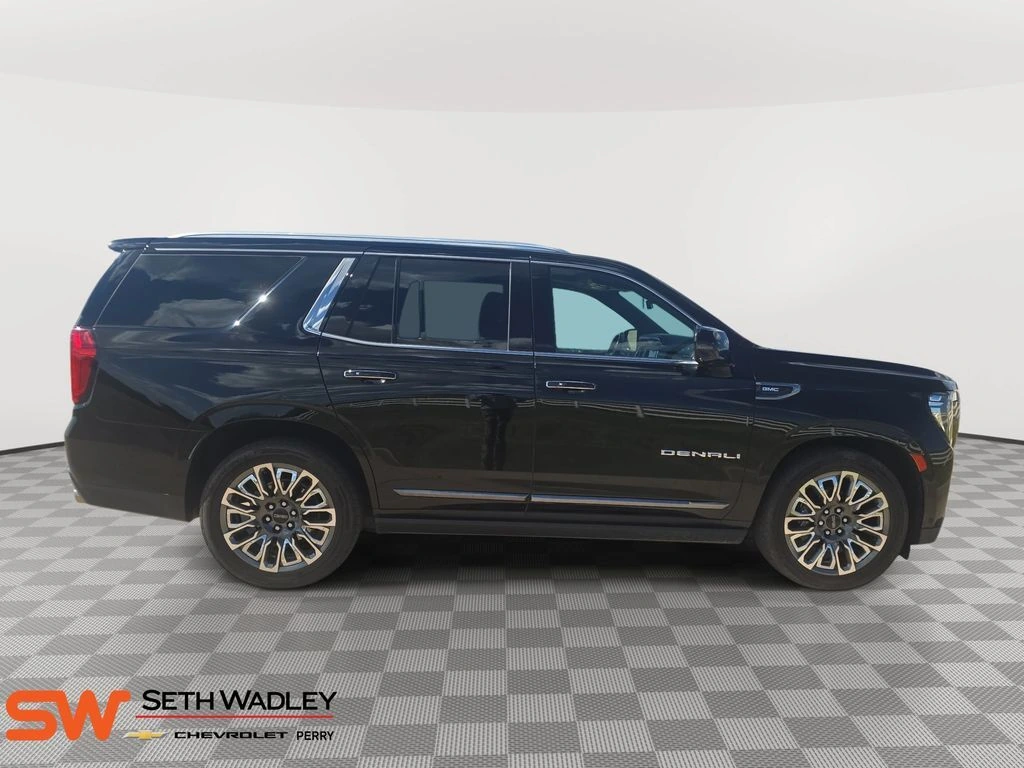 2024 GMC Yukon Denali Ultimate - Photo 8