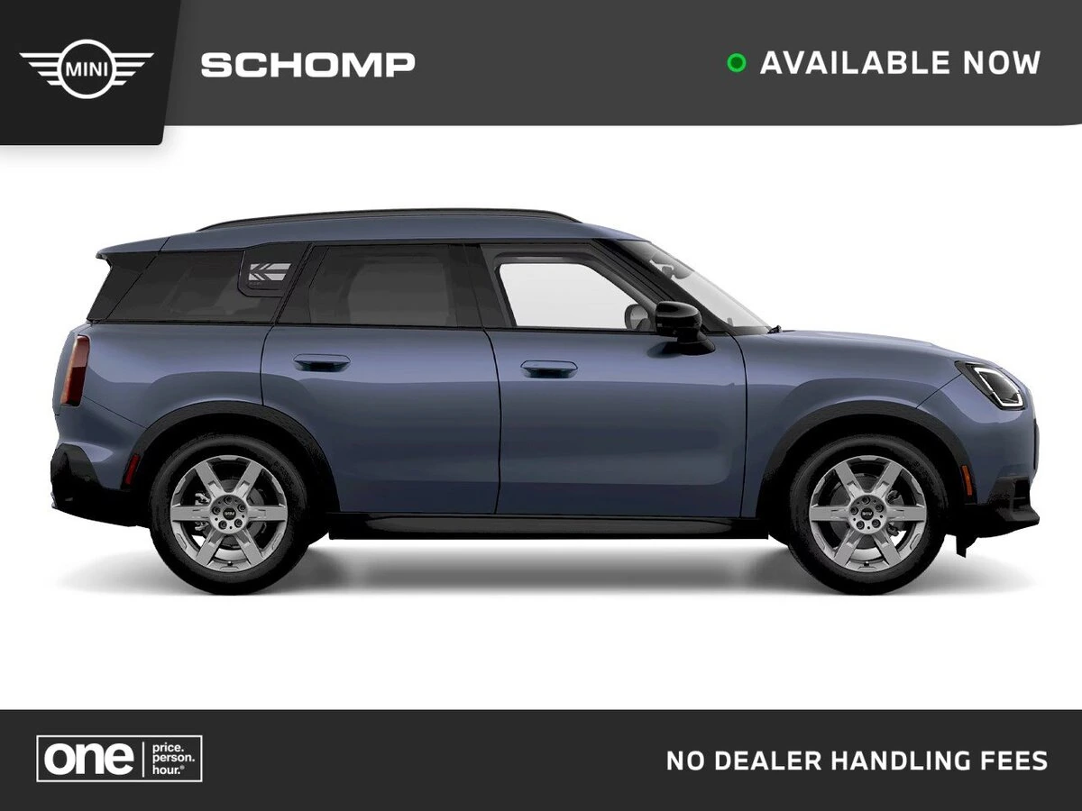 2025 MINI Countryman SE's photo