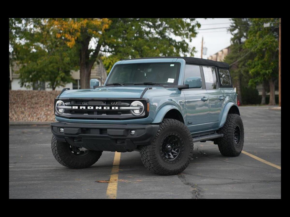 2023 Ford Bronco Outer Banks
