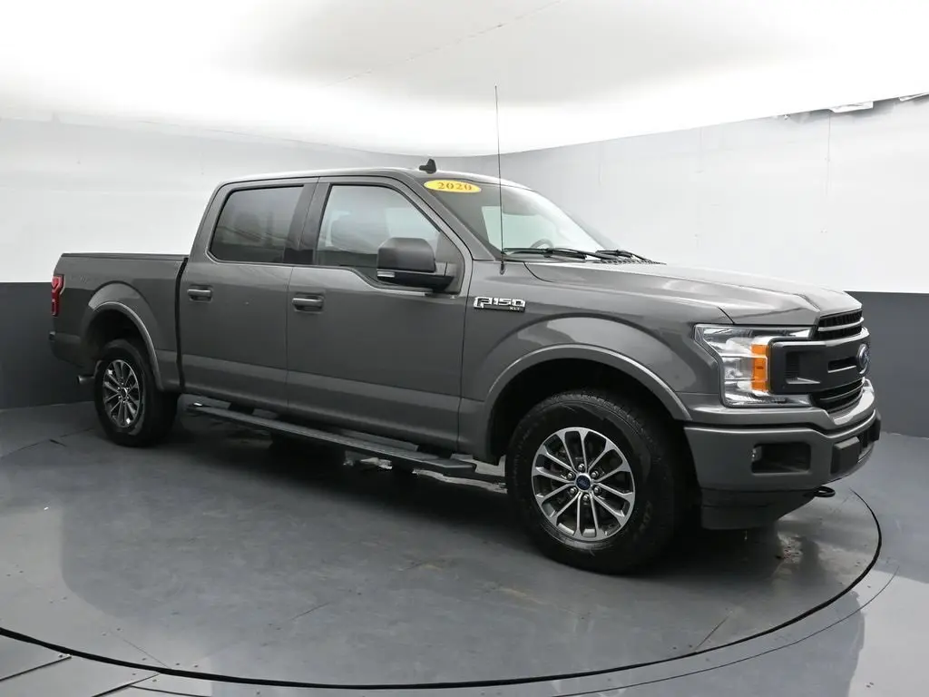 2020 Ford F-150 XLT photo 2