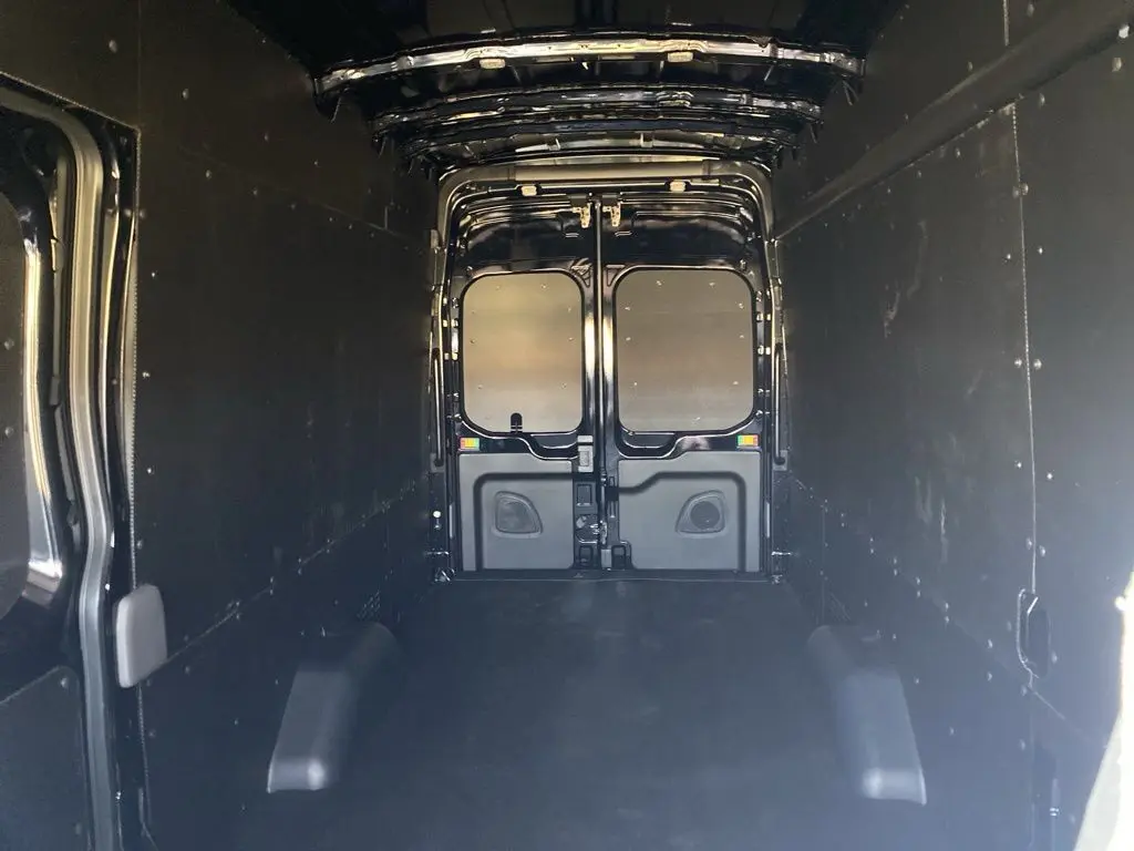 2025 Ford Transit photo 18