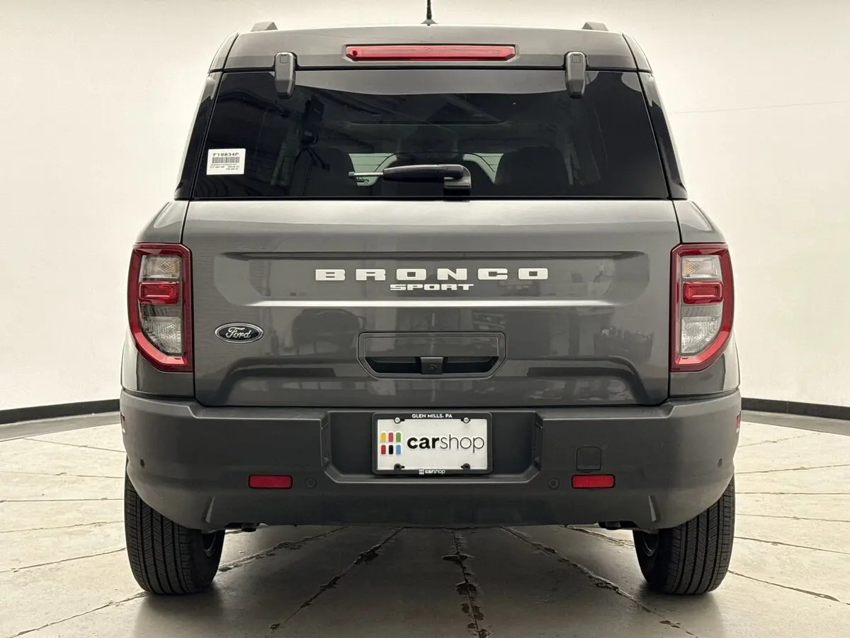 2023 Ford Bronco Sport Outer Banks photo 4