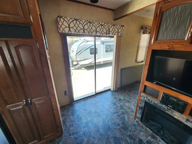 image-10