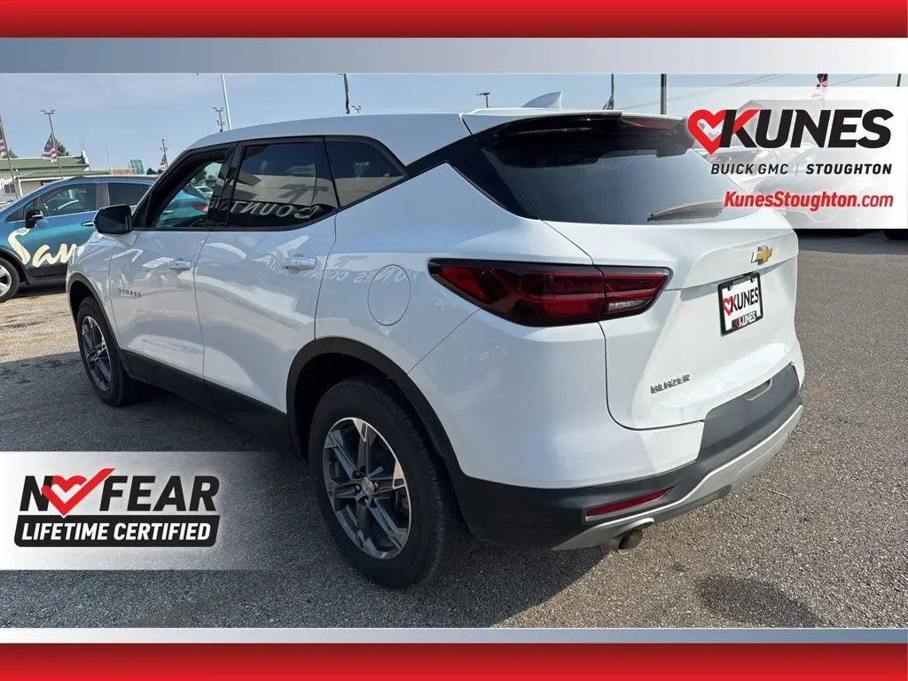 2024 Chevrolet Blazer 2LT photo 6