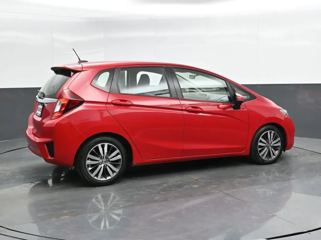 Used 2015 Honda Fit EX with VIN 3HGGK5H88FM708035 for sale in Sycamore, IL