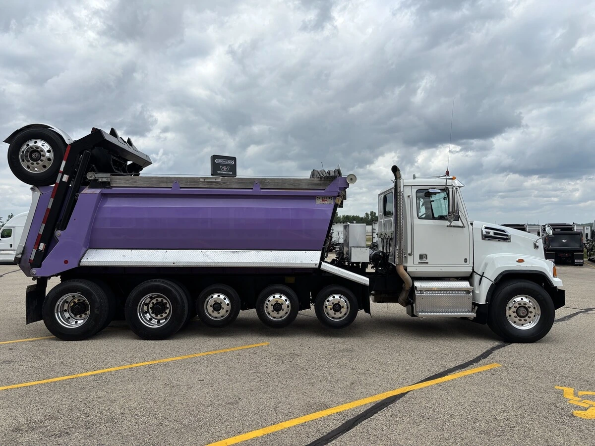 2020 Western Star 4700 — photo 4