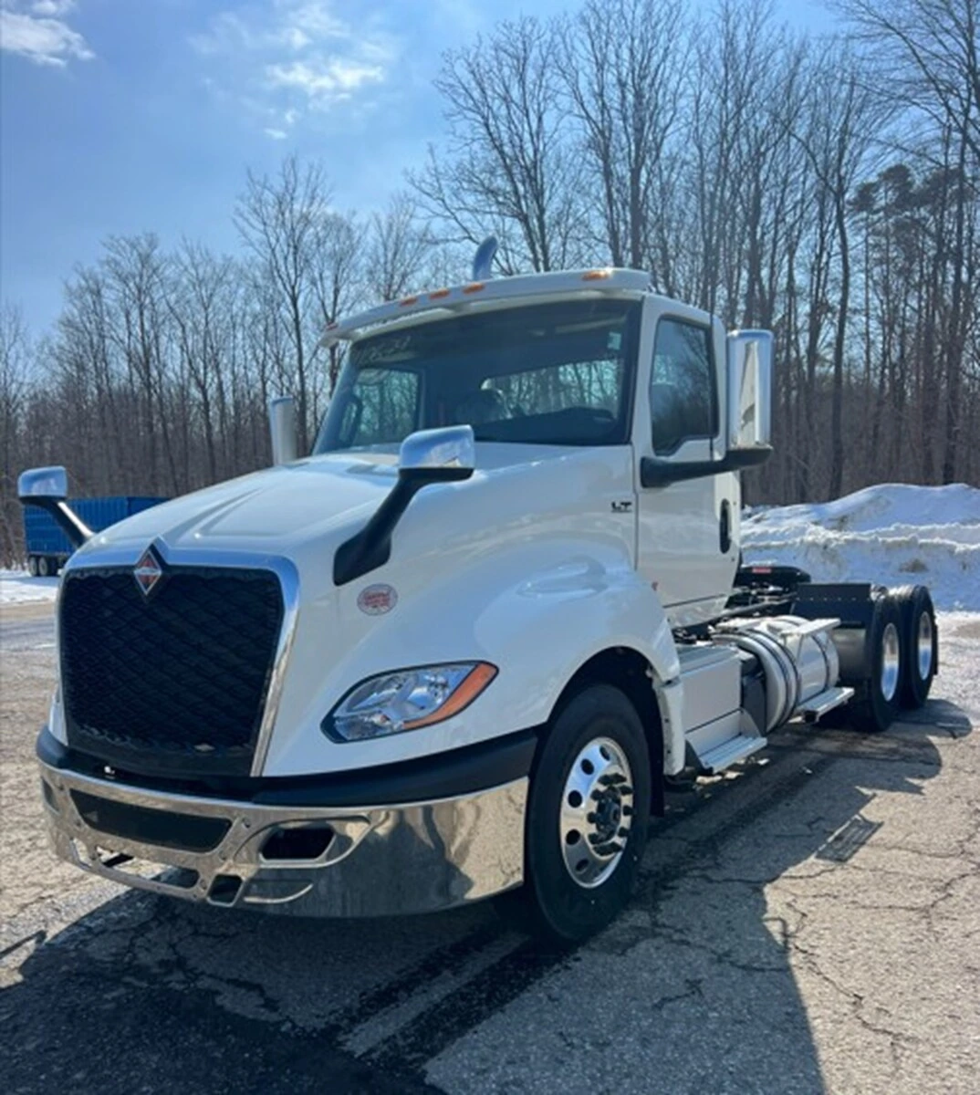 2025 International LT - image 1