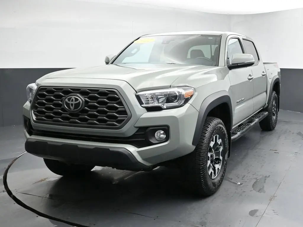 2022 Toyota Tacoma TRD Off-Road V6 photo 3