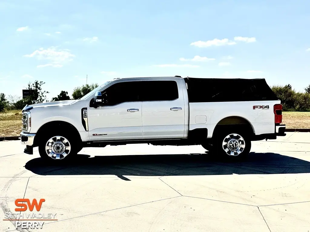 2024 Ford F-250 photo 3