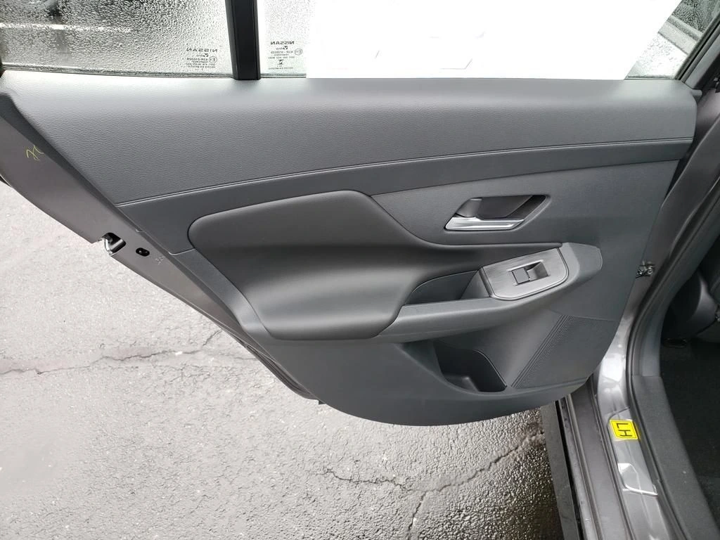 2026 Nissan Sentra SR - Photo 14