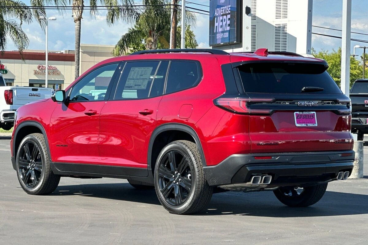 2026 GMC Acadia Elevation - Photo 7
