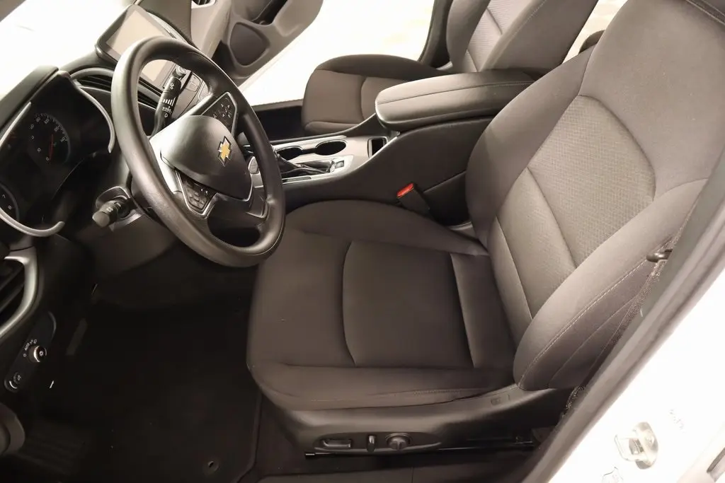 2024 Chevrolet Malibu 1LT photo 10