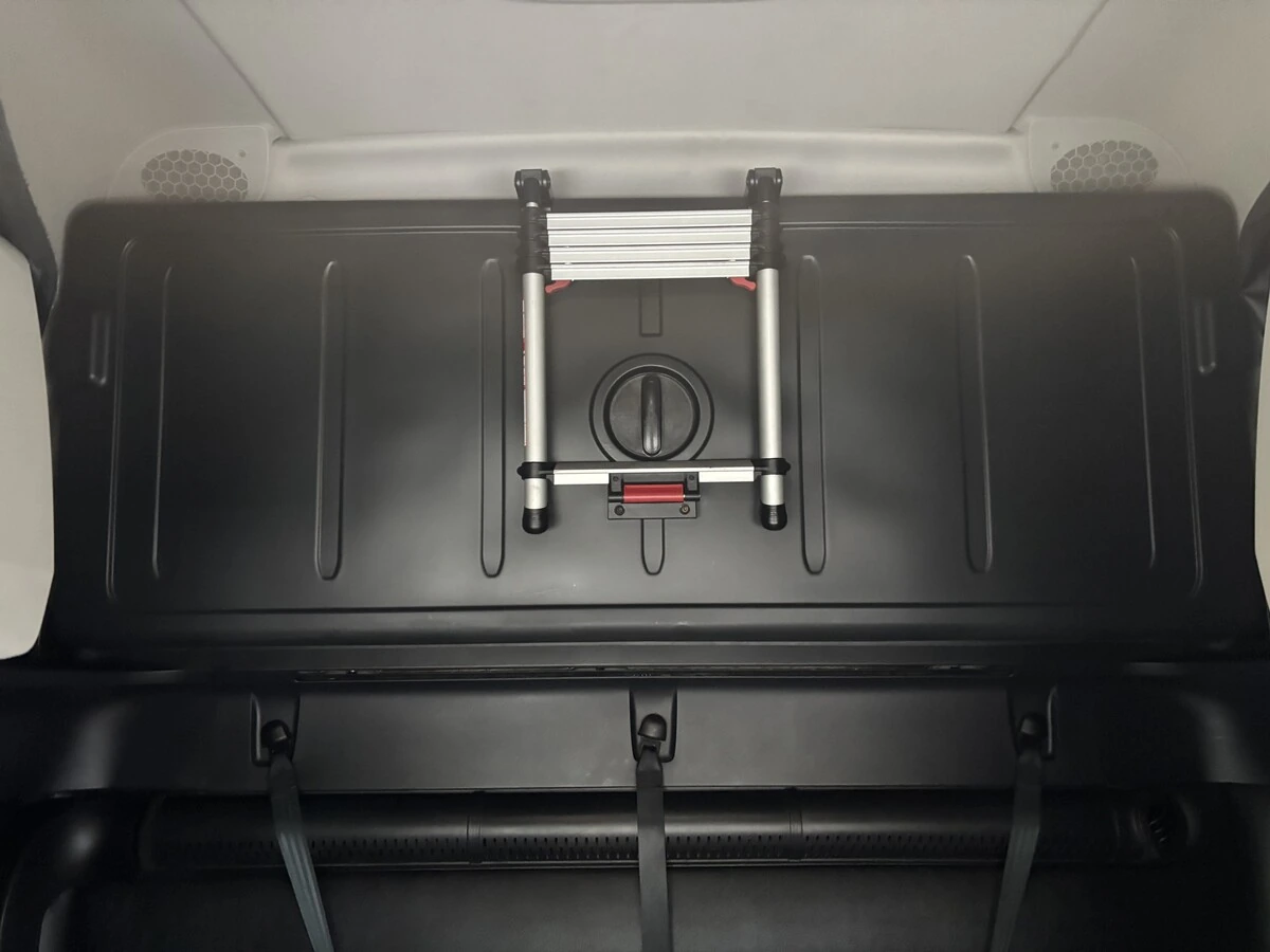 2023 Freightliner Cascadia - image 14