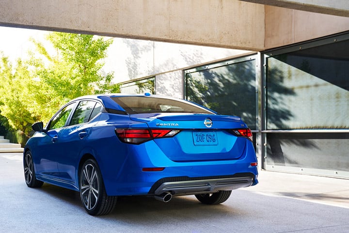 2020_Nissan_Sentra_rear