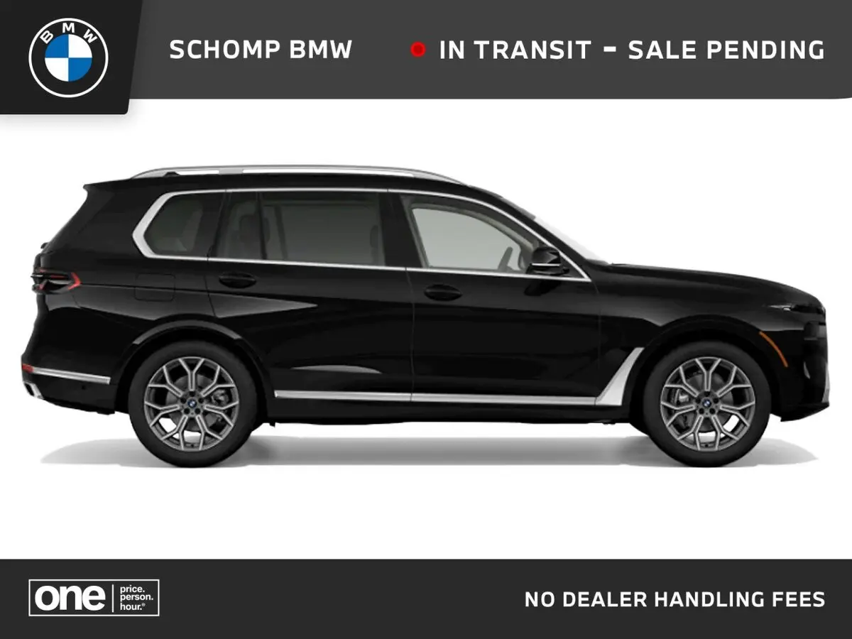 2026 BMW X7 40i's photo