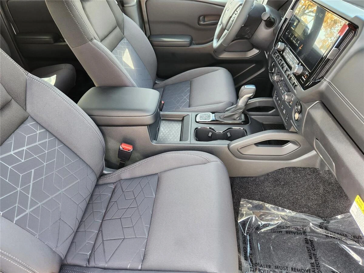 2026 Nissan Frontier SV - Photo 12
