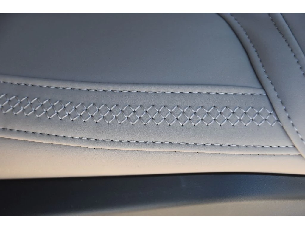 2026 Volvo - image 33