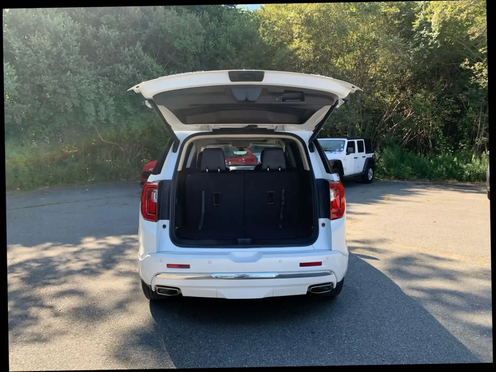 2023 Gmc Acadia Denali photo 39