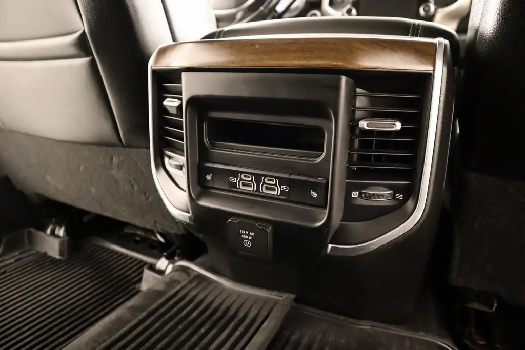 2023 Ram 3500 Laramie photo 15