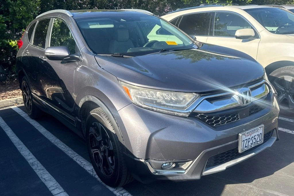 2017 Honda CR-V Touring AWD's photo