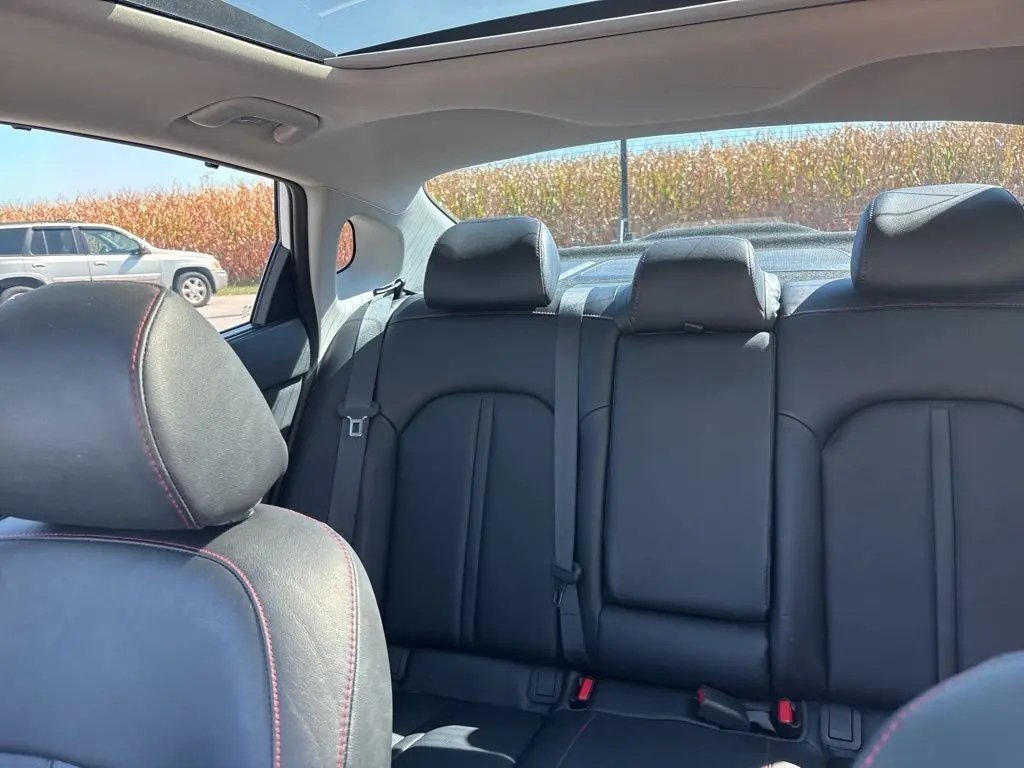 2017 Kia Optima SX Turbo photo 31