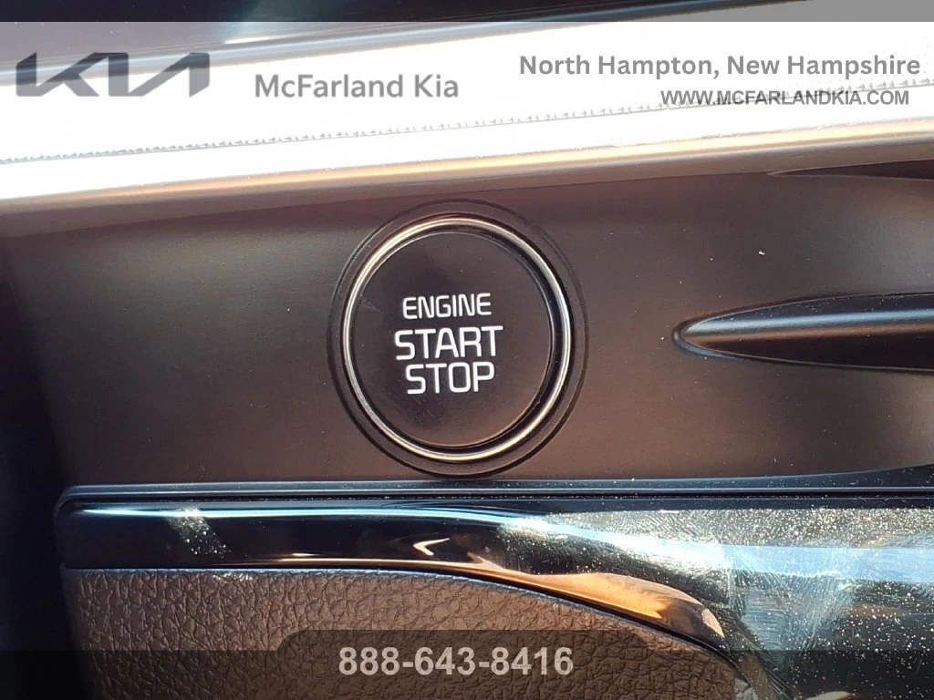 2025 Kia K5 LXS - Photo 23