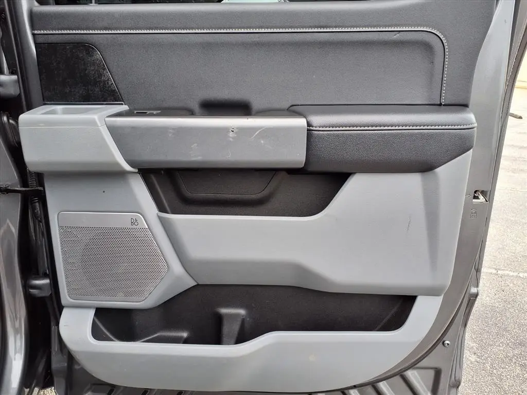 2023 Ford F-250 photo 15