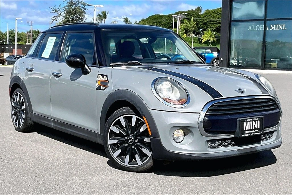 2016 MINI Cooper